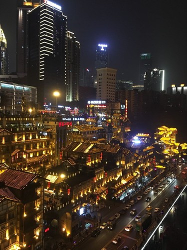 重庆夜景 摄影：何晓敏